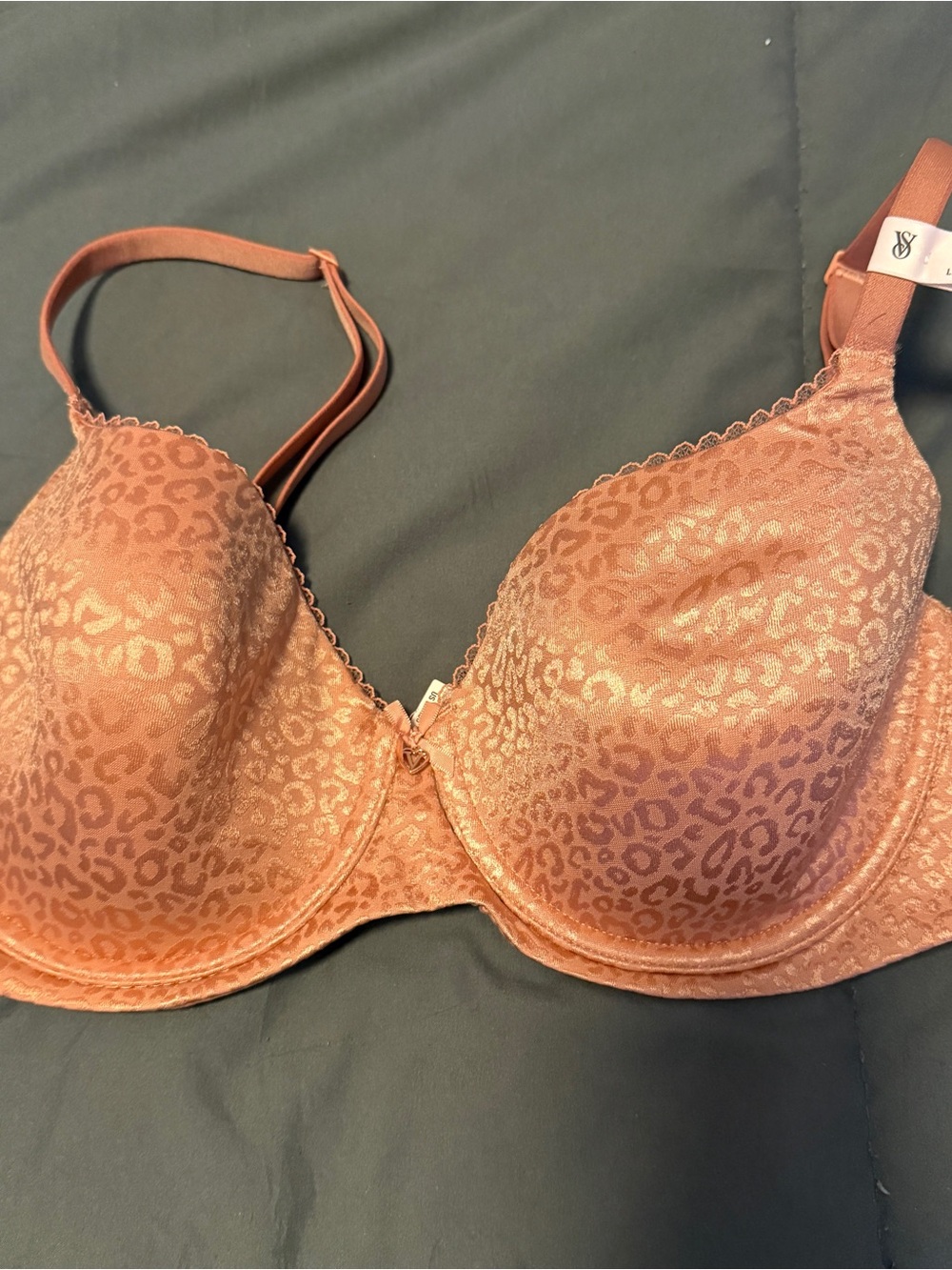 Victoria's Secret Satiny Leopard Body By Victoria Bra - Rose